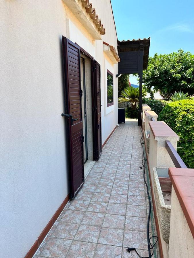 Casa Migliorisi A Marina Di Ragusa Per Vacanze Exterior photo
